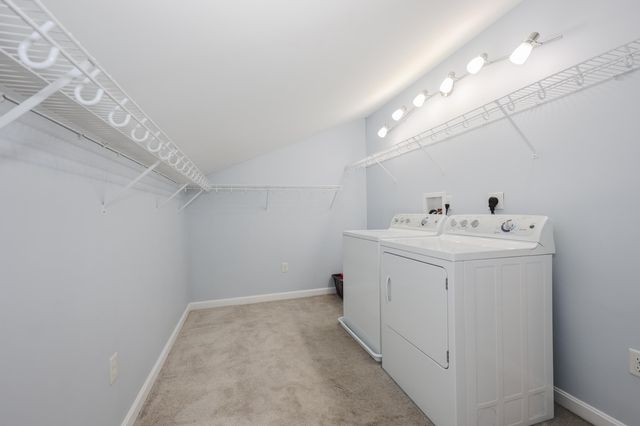 20 Bruins Lane, Raymond, NH 03077