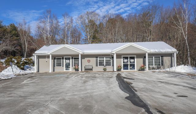 20 Bruins Lane, Raymond, NH 03077