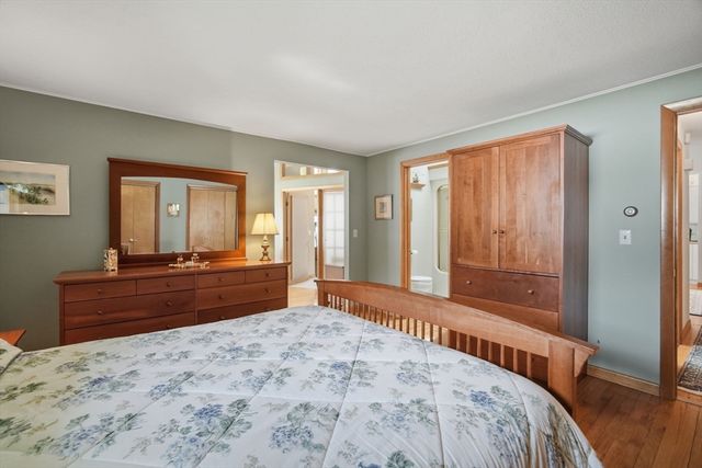 30 Birch Hill Road, Northampton, MA 01062