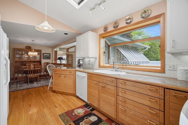 30 Birch Hill Road, Northampton, MA 01062