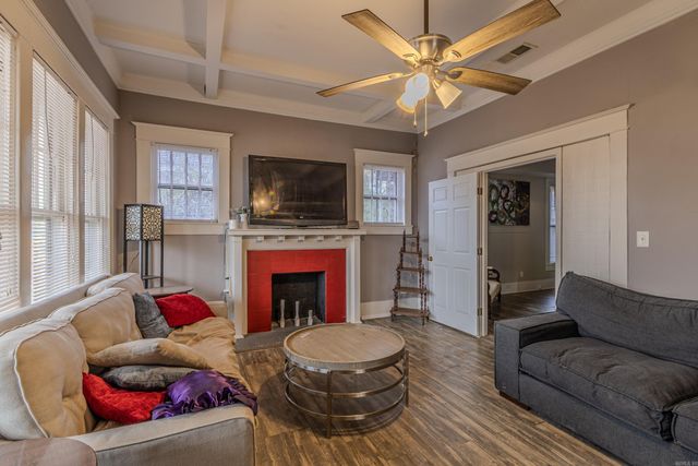 711 W Emerson Street, Paragould, AR 72450