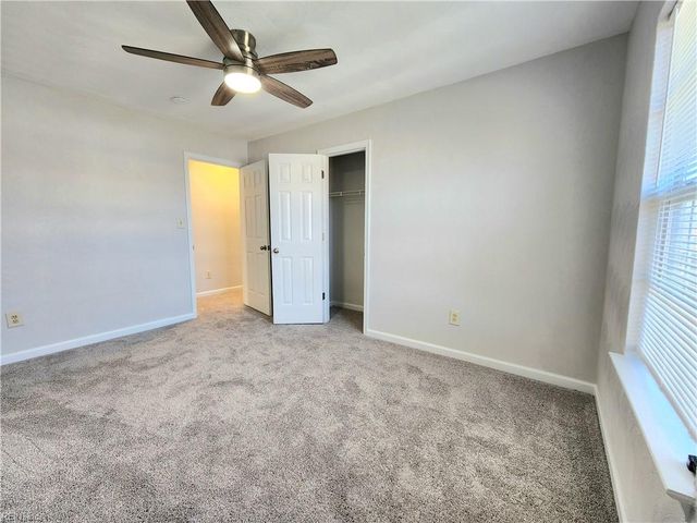 5837 Glen View DR, Virginia Beach, VA 23464