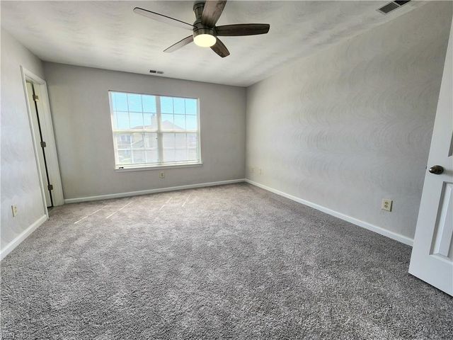 5837 Glen View DR, Virginia Beach, VA 23464