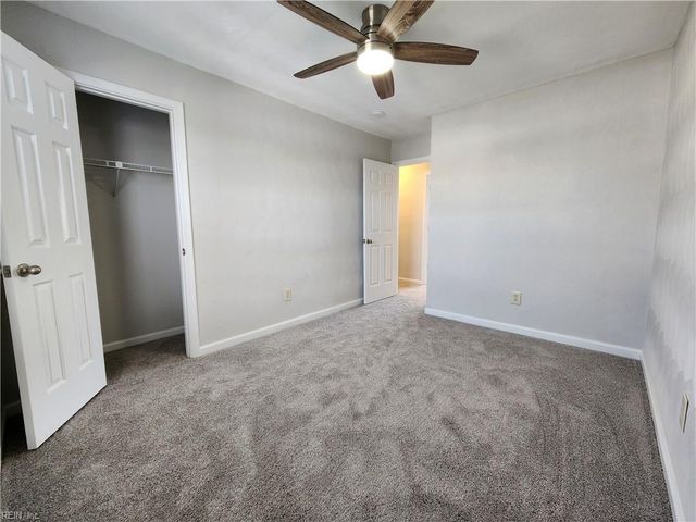 5837 Glen View DR, Virginia Beach, VA 23464