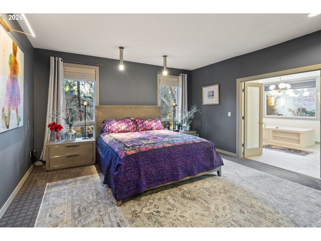 13048 KNAUS Rd, Lake Oswego, OR 97034