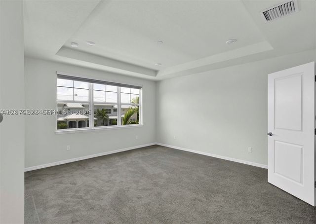 1240 Eucalyptus Dr 2, Hollywood, FL 33021
