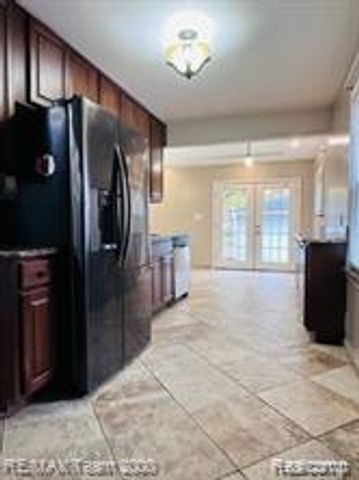 3135 Byrd Street, Dearborn, MI 48124