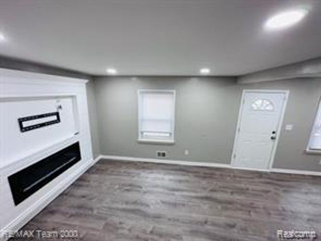 3135 Byrd Street, Dearborn, MI 48124