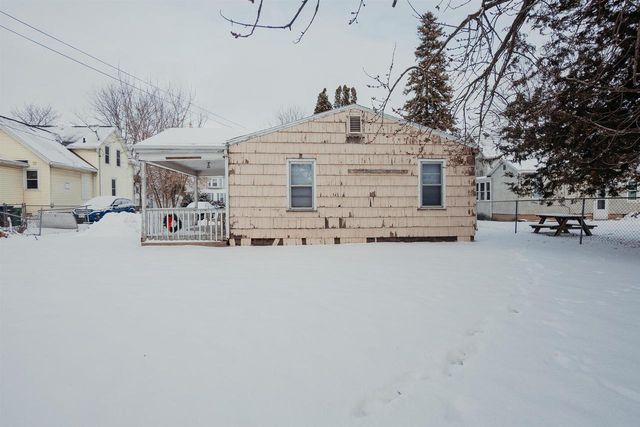 88 E 12TH STREET, Fond Du Lac, WI 54935