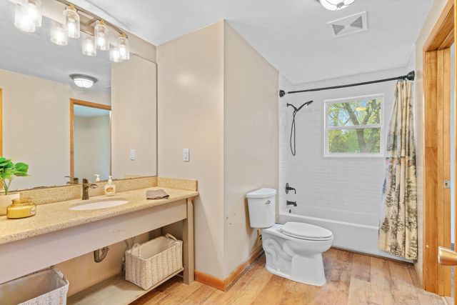 4230 N Farm Road 159, Springfield, MO 65803