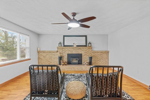 4230 N Farm Road 159, Springfield, MO 65803