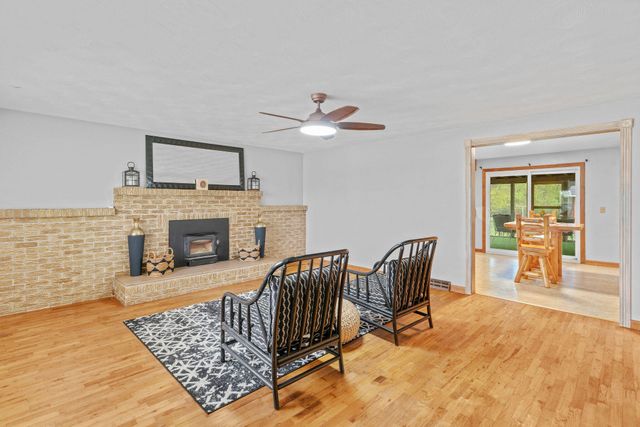 4230 N Farm Road 159, Springfield, MO 65803