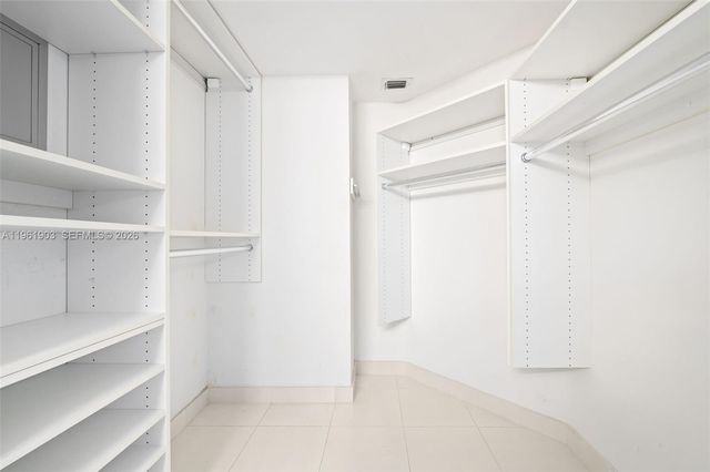 3500 Mystic Pointe Dr 1007, Aventura, FL 33180