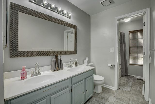 1967 Crescent Terrace, Crescent Springs, KY 41017