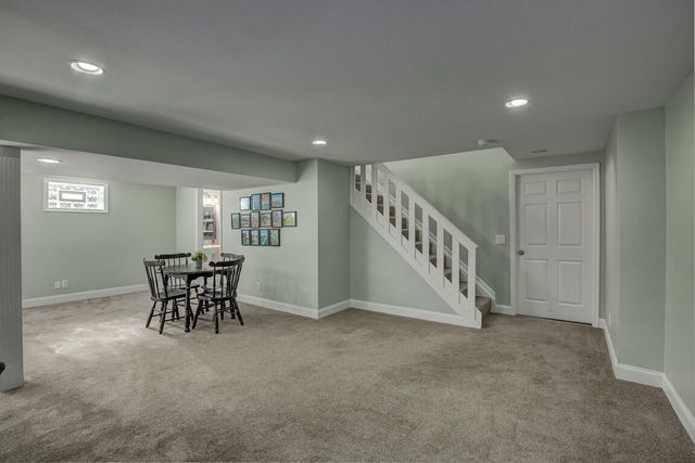 1967 Crescent Terrace, Crescent Springs, KY 41017