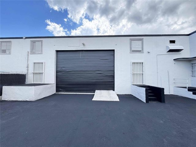 286 NE 67th St, Miami, FL 33138