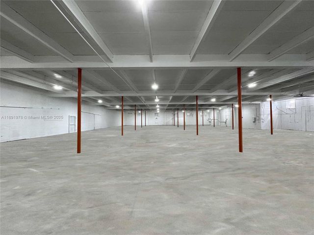 286 NE 67th St, Miami, FL 33138