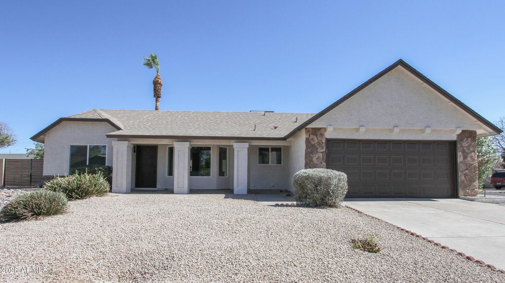 401 E ROCKWOOD Drive, Phoenix, AZ 85024 — exterior