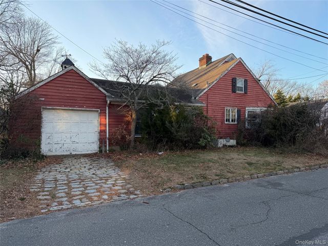199 Cherry Street, Woodmere, NY 11598