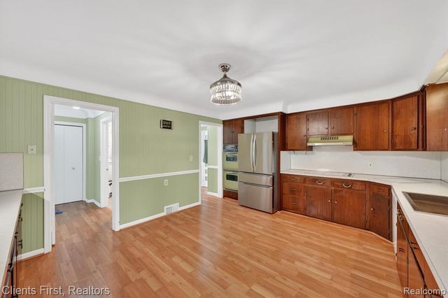 11000 Clinton River Road, Sterling Heights, MI 48314