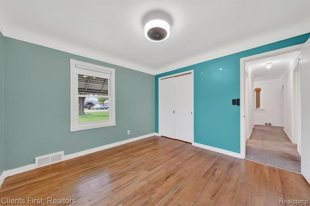 11000 Clinton River Road, Sterling Heights, MI 48314
