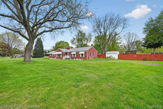 11000 Clinton River Road, Sterling Heights, MI 48314