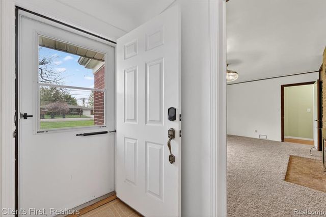 11000 Clinton River Road, Sterling Heights, MI 48314