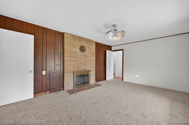 11000 Clinton River Road, Sterling Heights, MI 48314