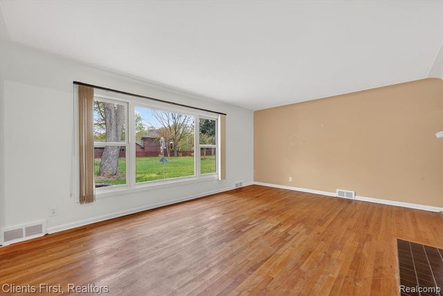 11000 Clinton River Road, Sterling Heights, MI 48314