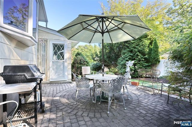 92 Montvale Avenue, Montvale, NJ 07645