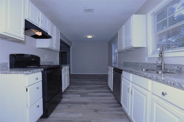 1117 County Road 515, Brazoria, TX 77422