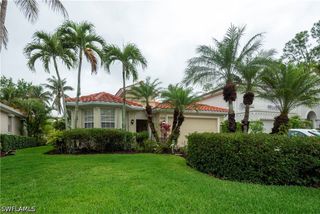 5725 Lago Villaggio WAY, Naples, FL 34104