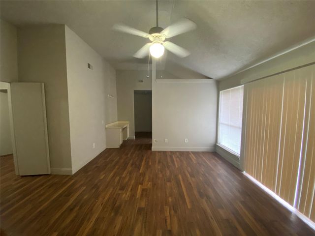 7315 Puerta Vallarta Drive, Houston, TX 77083