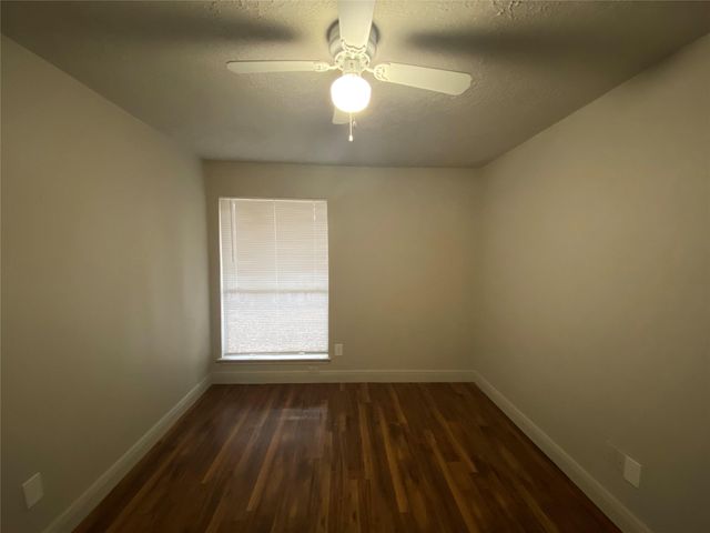 7315 Puerta Vallarta Drive, Houston, TX 77083