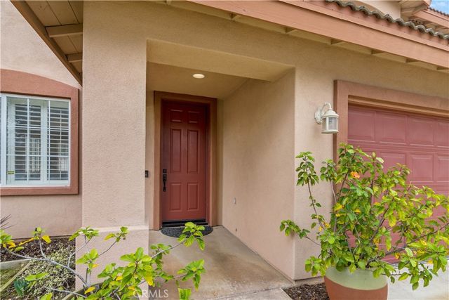 1472 Pinewood Drive, Corona, CA 92881