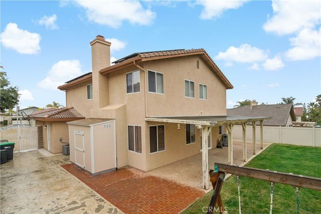 1472 Pinewood Drive, Corona, CA 92881
