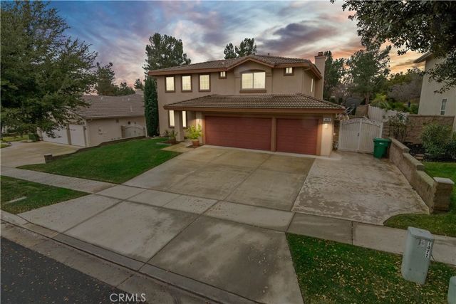 1472 Pinewood Drive, Corona, CA 92881