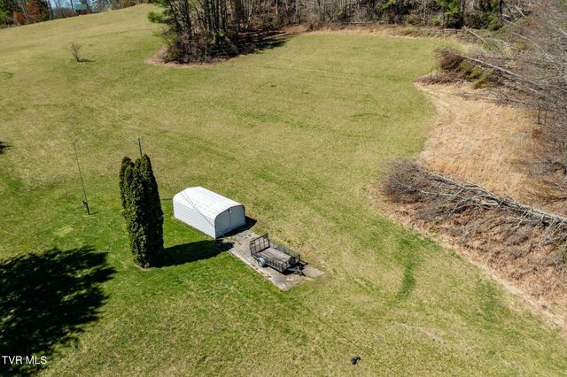 2584 Highway 67 W, Mountain City, TN 37683