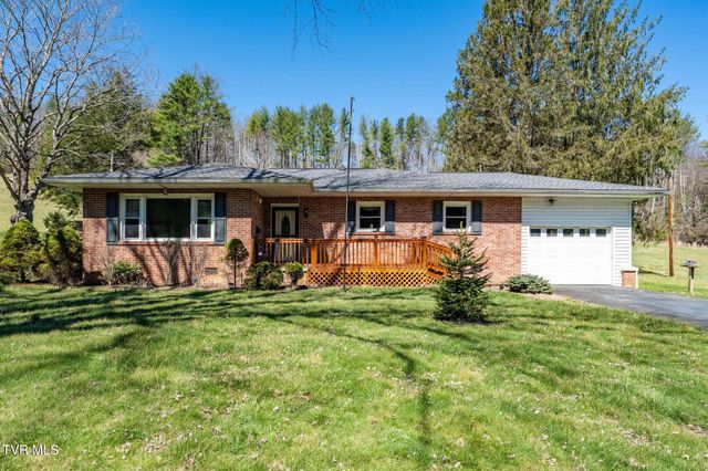 2584 Highway 67 W, Mountain City, TN 37683