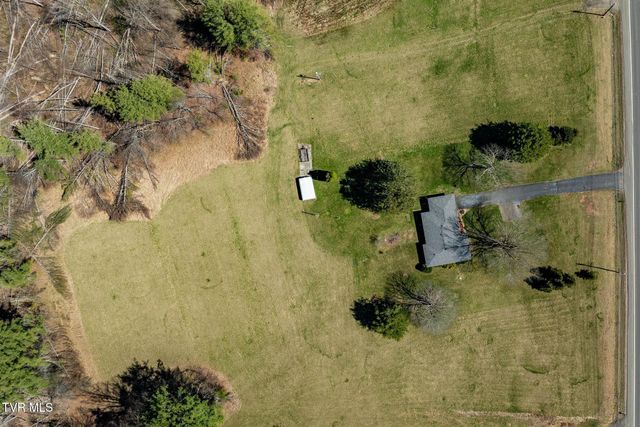 2584 Highway 67 W, Mountain City, TN 37683