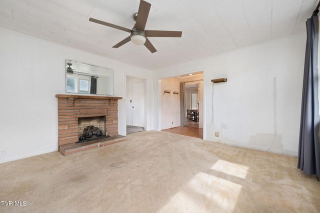 2584 Highway 67 W, Mountain City, TN 37683