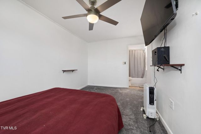 2584 Highway 67 W, Mountain City, TN 37683