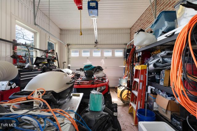 2584 Highway 67 W, Mountain City, TN 37683