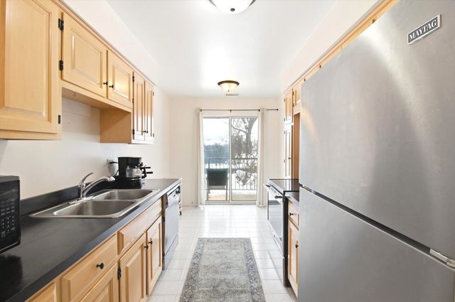 8640 Waukegan Road 123, Morton Grove, IL 60053