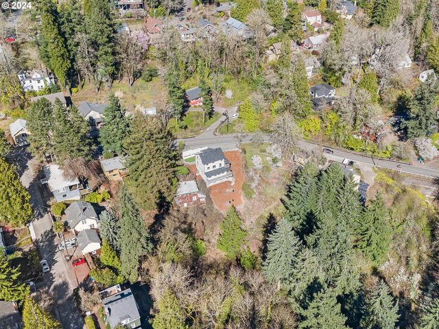 1440 Sw BROADWAY Dr, Portland, OR 97201