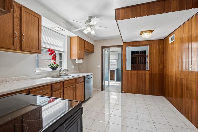 6118 N Kimball Avenue, Chicago, IL 60659