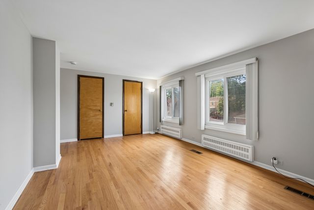 6118 N Kimball Avenue, Chicago, IL 60659