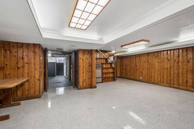 6118 N Kimball Avenue, Chicago, IL 60659