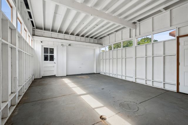 6118 N Kimball Avenue, Chicago, IL 60659