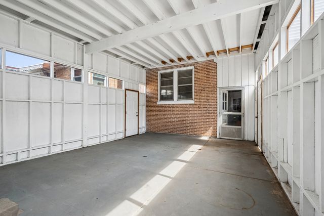 6118 N Kimball Avenue, Chicago, IL 60659